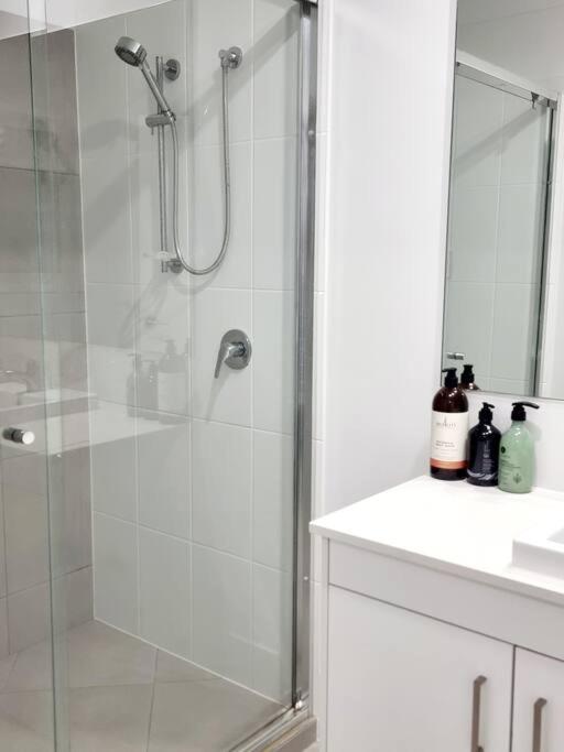 5-bedroom House: Ensuite, Netflix, Prime Location Holiday home Waterford